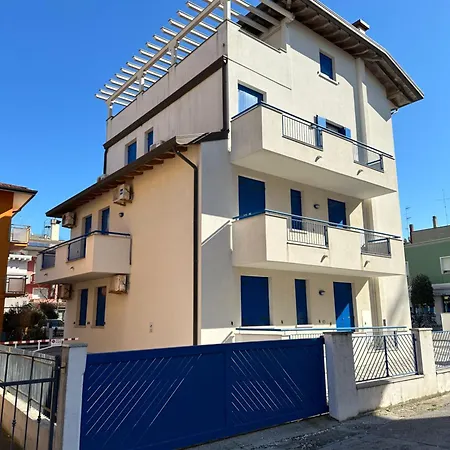 Stefania Piano Terra - Agenzia Cocal * Каорле